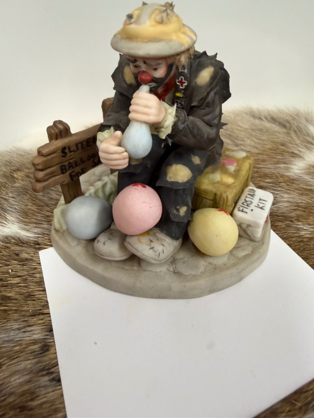 Emmett Kelly Jr- Balloons- EJ720